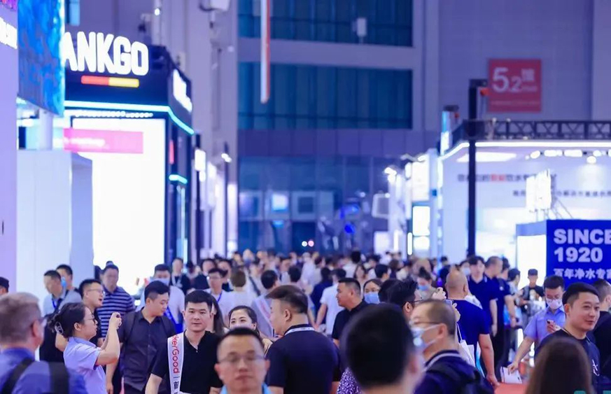 这届观众为何变专业了?- 这届观众为何变专业了?-